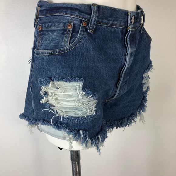 SOLD Levi’s 501 High Rise Cutoff Jean Shorts W36 - Picture 9 of 11